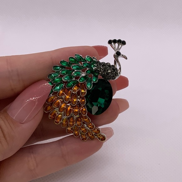 Large Green Emerald Crystal Peacock Brooch - Picture 7 of 7